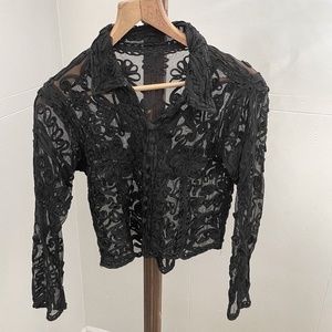 Vintage Cropped  Sheer Black  Long Sleeve Women (M-L)  crochet gothic blouse